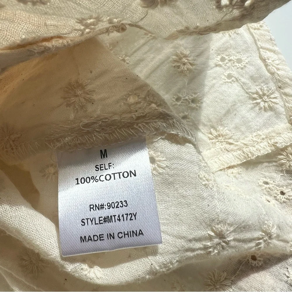 Your Favorite Magnolia Eyelet Short Sleeve Button Shirt Cream Size M NWT
